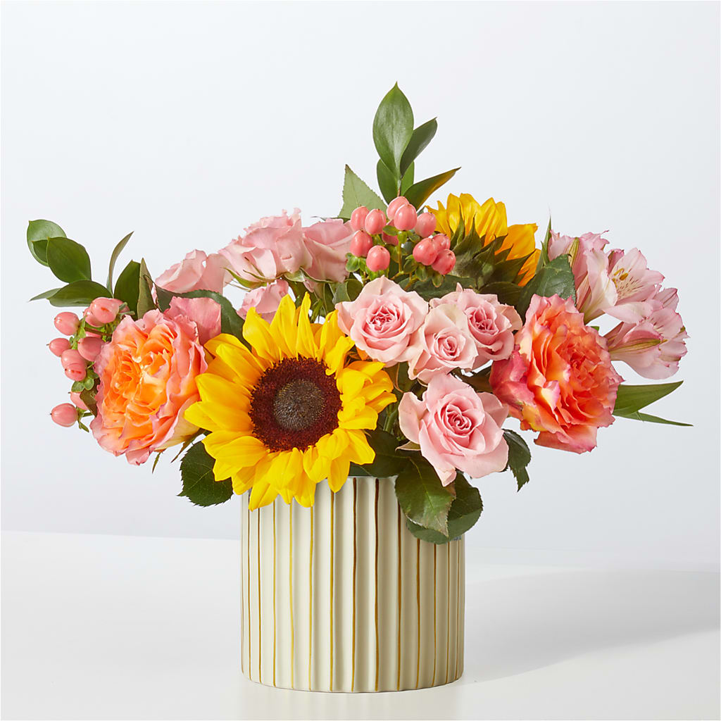 Sun's Out Bouquet – A Little Bit Of Love, Hanover PA