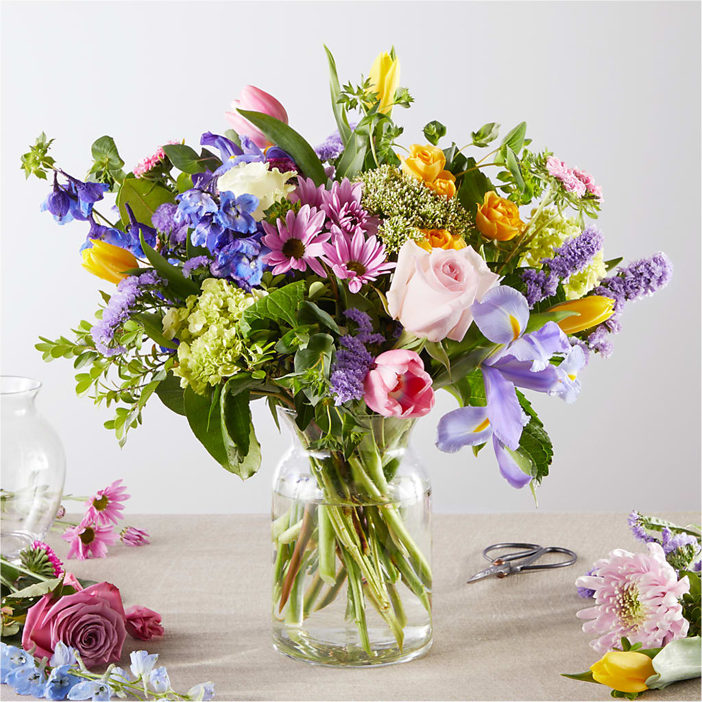 Pastel Tradition - A Florist Original – A Little Bit Of Love, Hanover PA