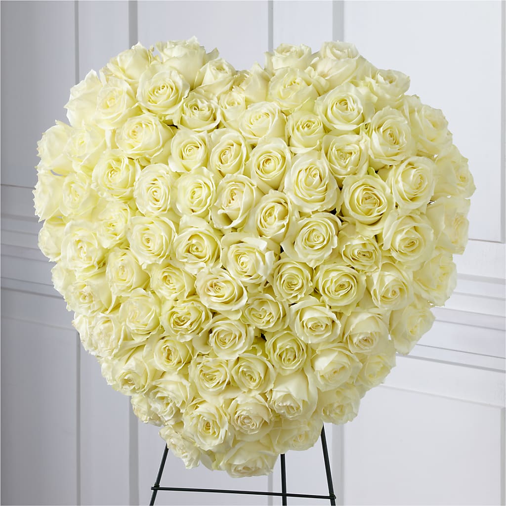 Elegant Remembrance Standing Heart – A Little Bit Of Love, Hanover PA