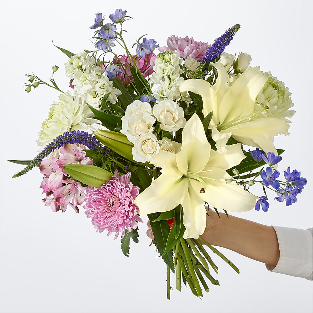 Winter Celebration Bouquet –  A Little Bit Of Love, Hanover PA