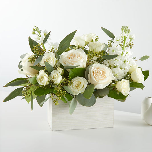 Fresh Linen Box Bouquet –  A Little Bit Of Love, Hanover PA