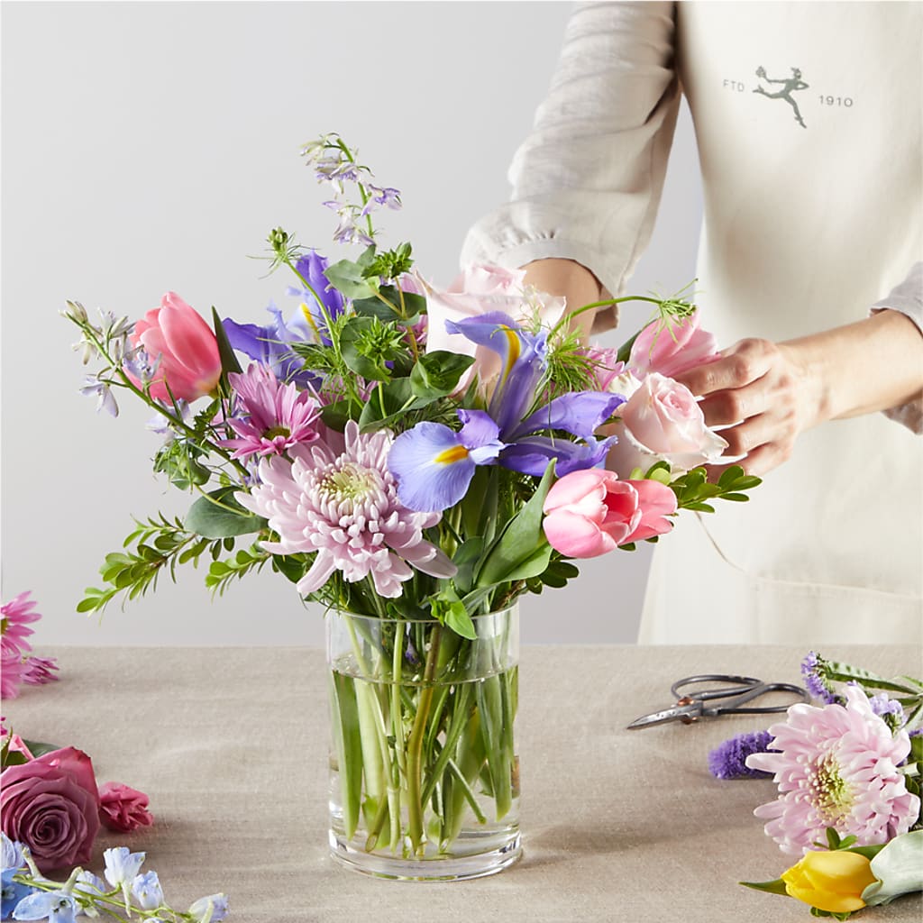 Pastel Tradition - A Florist Original –  A Little Bit Of Love, Hanover PA