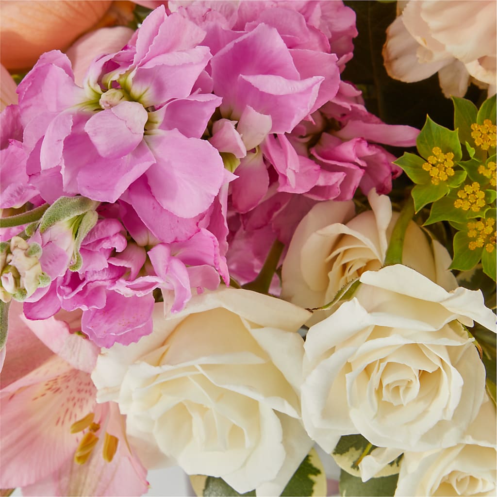 Paradise Bouquet –  A Little Bit Of Love, Hanover PA