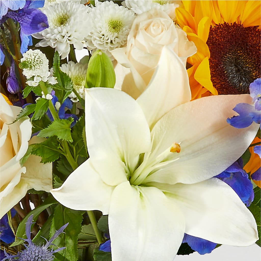 Wonderfully Sunny Bouquet –  A Little Bit Of Love, Hanover PA